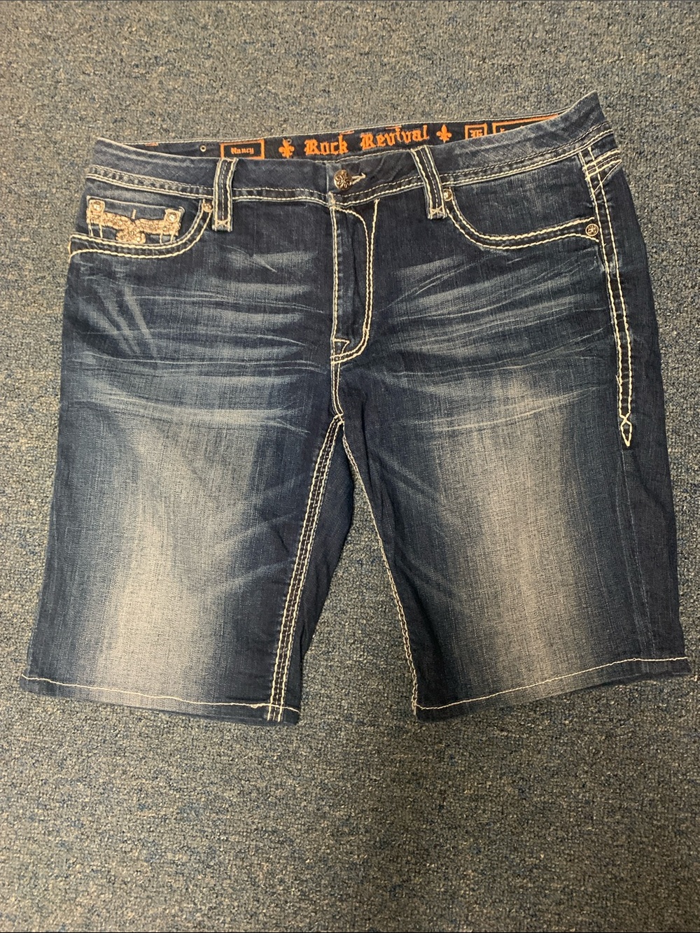 Rock Revival Bermuda Nancy Indigo Denim Shorts with Contrast Stitching Size 36 - Picture 4 of 8
